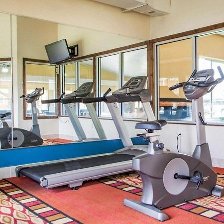 Quality Inn & Suites Kansas City - Independence I-70 East Dış mekan fotoğraf