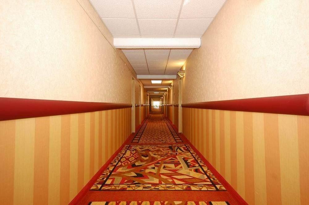 Quality Inn & Suites Kansas City - Independence I-70 East Dış mekan fotoğraf